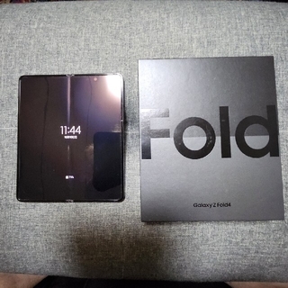 Galaxy Z Fold4 韓国版 512GB 美品 純正ペン付きケース有り