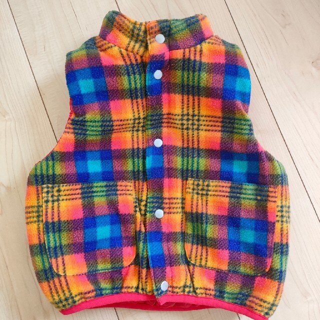 リバーシブルベスト キッズ/ベビー/マタニティのキッズ服男の子用(90cm~)(ジャケット/上着)の商品写真