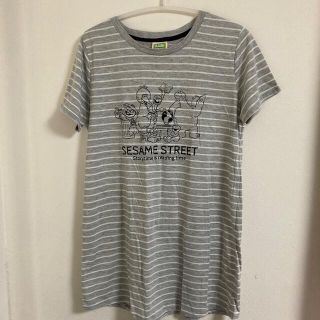 未使用　タグ付き　セサミストリート　半袖　Tシャツ(Tシャツ(半袖/袖なし))