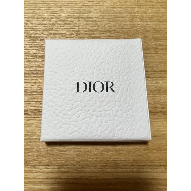 Dior(ディオール)の（未使用）DIOR リングホルダー スマホ/家電/カメラのスマホアクセサリー(その他)の商品写真