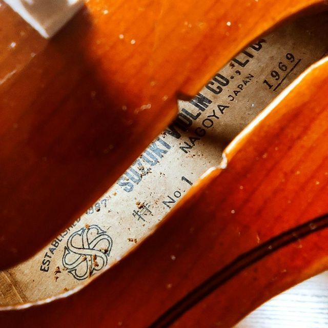 【良反響ワンピースバック】スズキ 特 No.1 1/8 バイオリン 1969