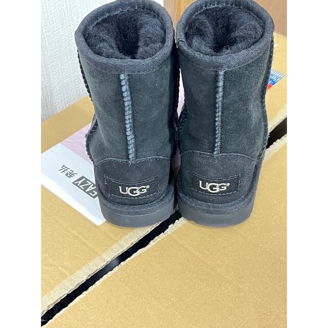 UGG(アグ)の※とも様専用ページ※UGGキッズムートンブーツ キッズ/ベビー/マタニティのキッズ靴/シューズ(15cm~)(ブーツ)の商品写真