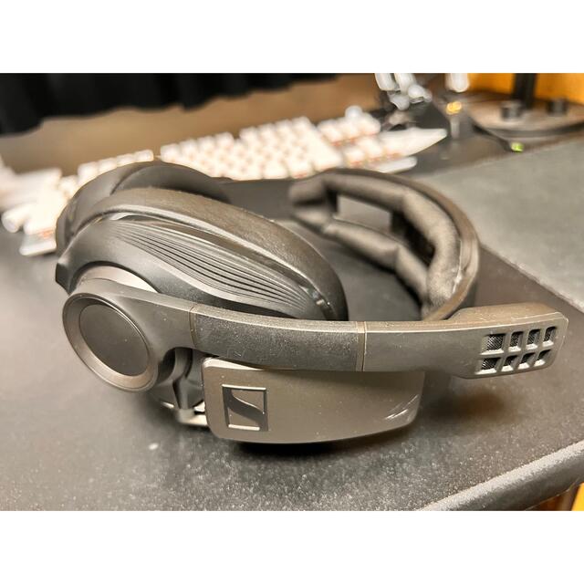 SENNHEISER(ゼンハイザー)の【最終処分価格】ゼンハイザー ゲーミングヘッドセット ワイヤレス GSP 670 スマホ/家電/カメラのオーディオ機器(ヘッドフォン/イヤフォン)の商品写真