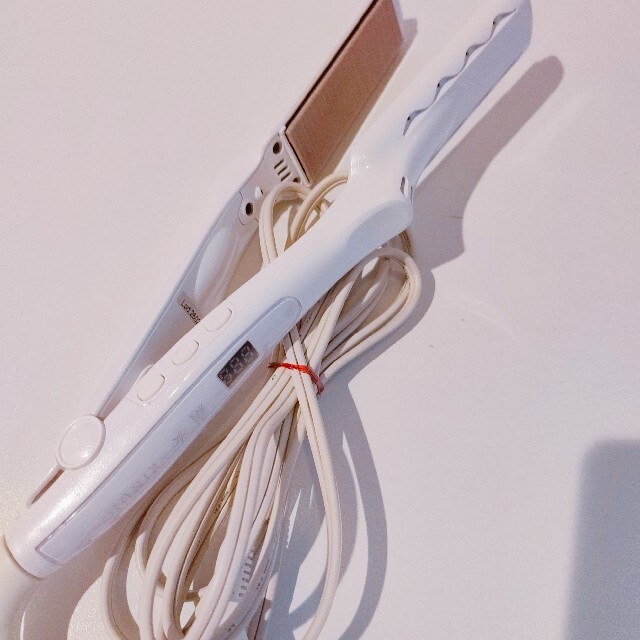【限定販売】 正規品 絹女 キヌジョ ストレートアイロン ヘアアイロン 【限定販売】 正規品 絹女 キヌジョ ストレートアイロン ヘアアイロン