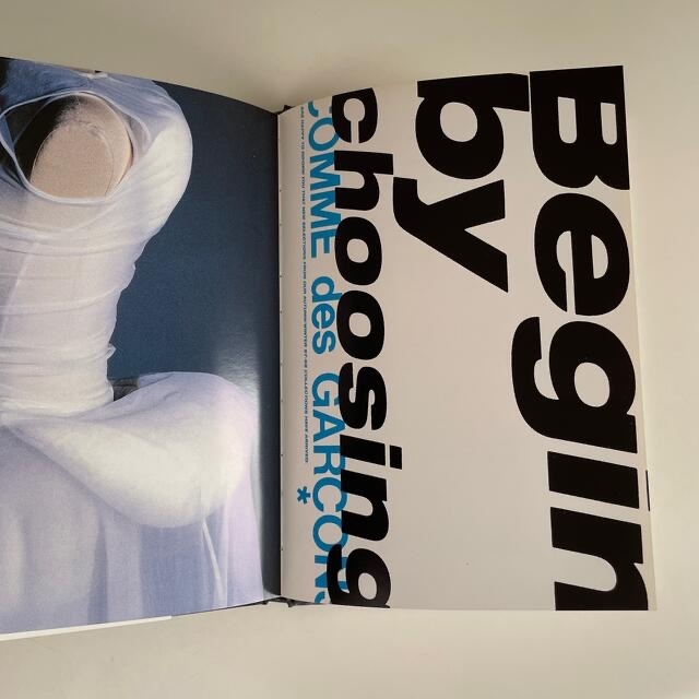 絶版希少本 COMME des GARCONS コムデギャルソン 写真集 絶版希少本 COMME des GARCONS コムデギャルソン 写真集