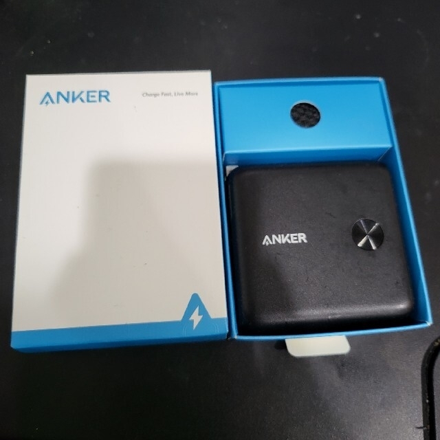 Anker PowerCore Fusion 10000 Black スマホ/家電/カメラのスマートフォン/携帯電話(バッテリー/充電器)の商品写真