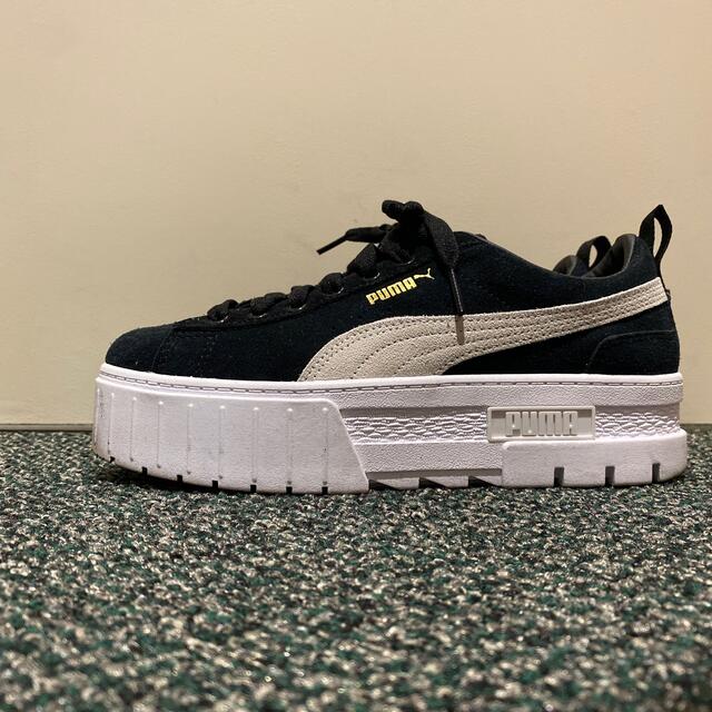 PUMA スニーカー　厚底スニーカー　24.5