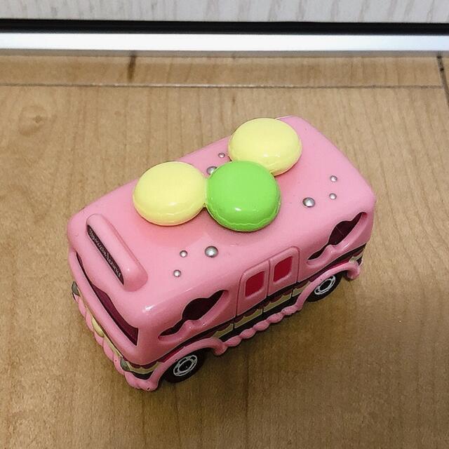 Takara Tomy(タカラトミー)のトミカ　スイーツバス エンタメ/ホビーのおもちゃ/ぬいぐるみ(ミニカー)の商品写真