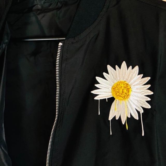 デイジーの花 メンズ アウター ジャケット　ブルゾン 個性的 ブラック 新品