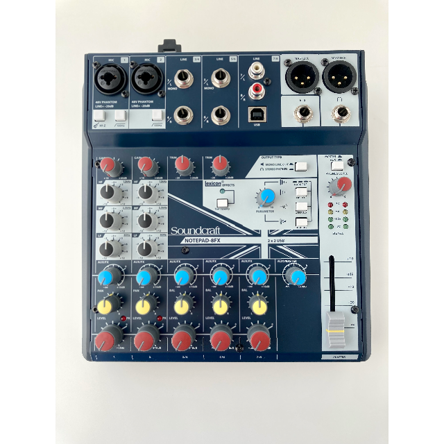 新古品　AKAI MPC LIVE 箱付 美品　即日発送OK