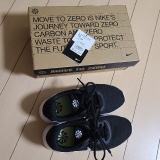 ナイキ(NIKE)のNIKE　レディーススニーカー　23.5センチ(スニーカー)