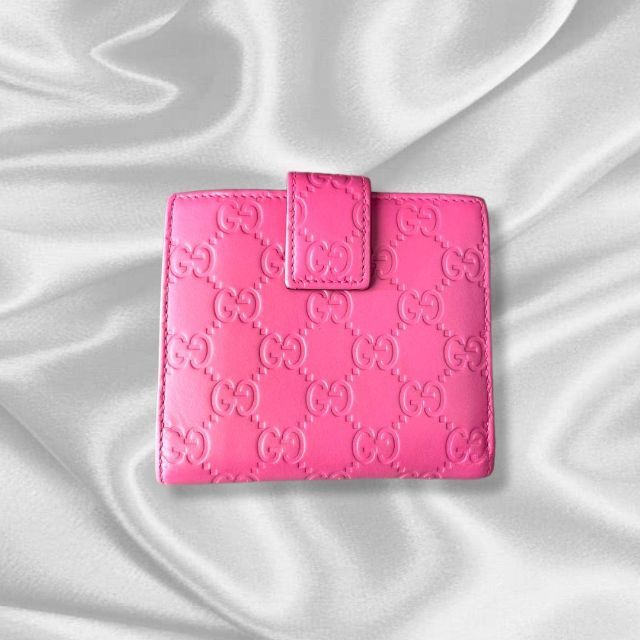 Gucci(グッチ)のW43 グッチ Wホック GGシマ 折り財布 ピンクパープル レディースのファッション小物(財布)の商品写真