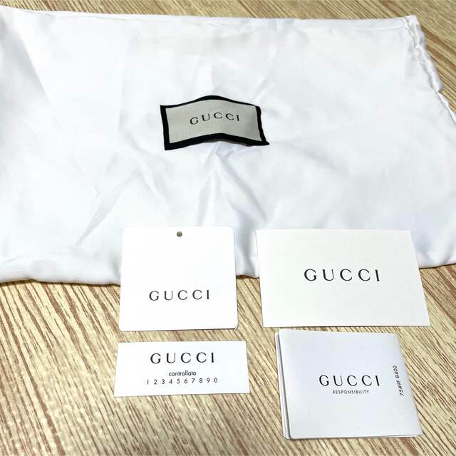 Gucci(グッチ)のGUCCI GGキャンバス ベースボールキャップ レディースの帽子(キャップ)の商品写真