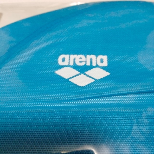 arena(アリーナ)の【新品・未開封】FINA承認 arena メッシュ スイミング キャップ 【M】 レディースの水着/浴衣(水着)の商品写真