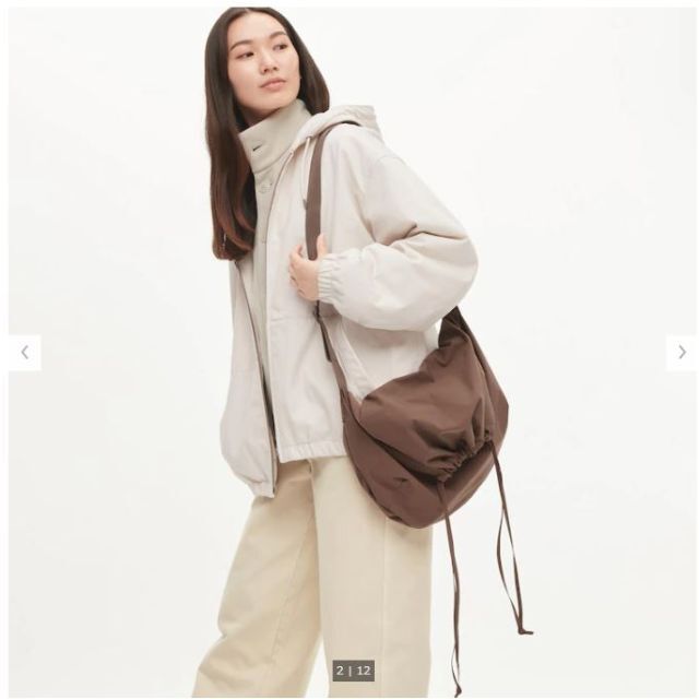 UNIQLO(ユニクロ)の新品未開封 ユニクロ U ドローストリングショルダーバッグ オリーブ レディースのバッグ(ショルダーバッグ)の商品写真