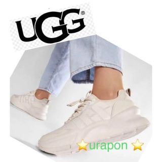 アグ(UGG)の新品・未使用✨24cm✨美品✨UGG✨LA DAZE✨でかロゴ 厚底スニーカー(スニーカー)