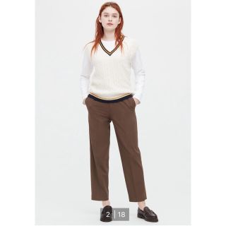 ユニクロ(UNIQLO)のUNIQLO ユニクロ　スマートアンクルパンツ　丈標準　XS ブラウン(カジュアルパンツ)
