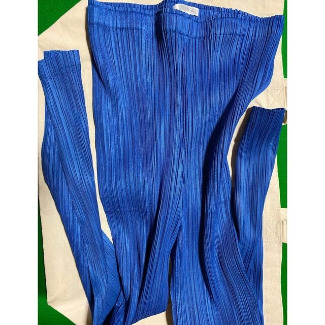 ☆新品未使用☆THICKER BOTTOMS #4 PLEATS PLEASE | vrealitybolivia.com
