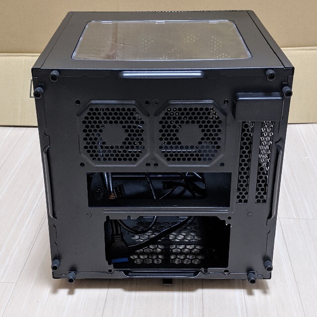 Thermaltake Core V1 mini-itx キューブPCケース 2