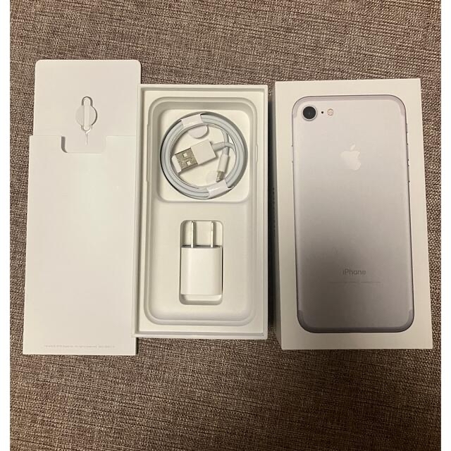 SIMフリー iPhone SE 第2世代 128GB ホワイト SIMフリー iPhone SE 第2世代 128GB ホワイト