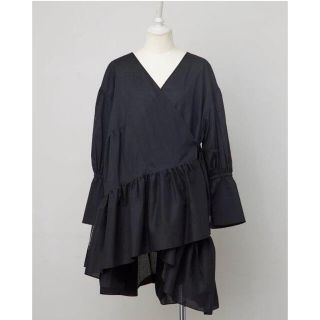 Frill Hem Tunic フリルヘムチュニック　rosarymoon