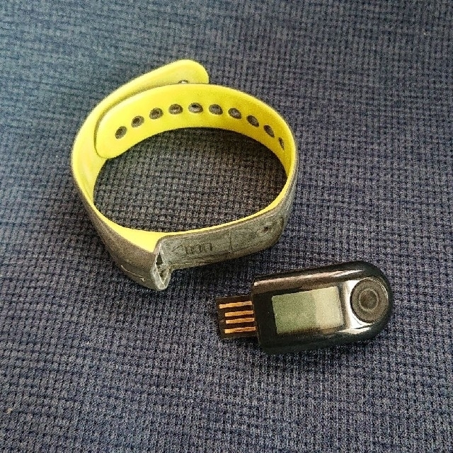 NIKE(ナイキ)のNike+ Sportband スポーツバンドジャンク品 メンズの時計(ラバーベルト)の商品写真