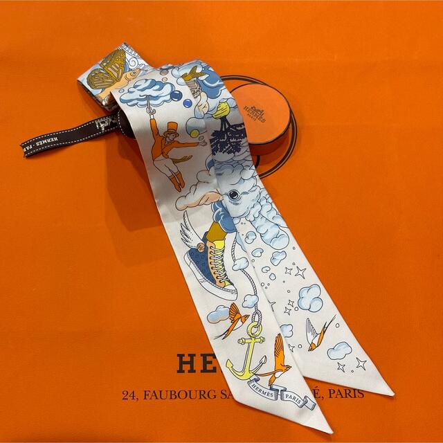 Hermes(エルメス)の新品未使用 レア HERMES エルメス ツイリー 私の雲 2022年秋冬 レディースのファッション小物(バンダナ/スカーフ)の商品写真