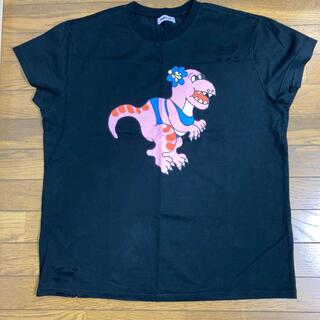 プニュズ(PUNYUS)のPUNYUS  ピンクサウルス  Tシャツ　4(Tシャツ(半袖/袖なし))