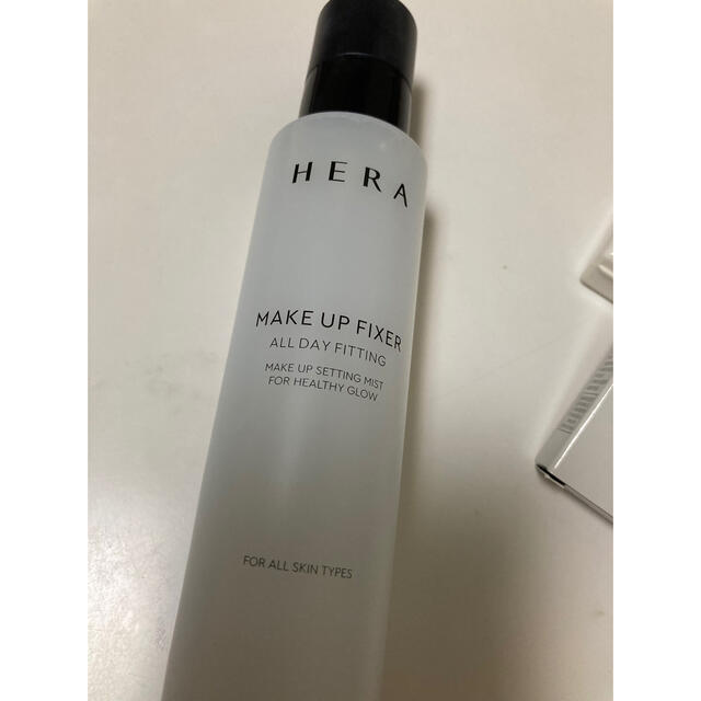 AMOREPACIFIC(アモーレパシフィック)のHERA  ベースメイクセット（ミニサンプル付き） コスメ/美容のベースメイク/化粧品(化粧下地)の商品写真