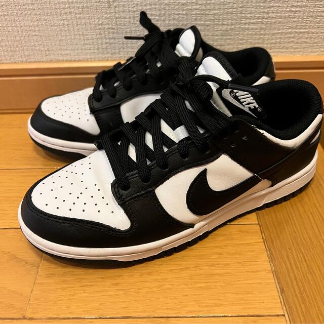 NIKE WMNS DUNK LOW "White/Black"パンダ 24.0靴/シューズ