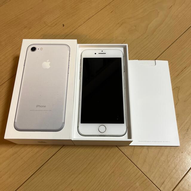 iPhone7 128gb シルバー　SIMフリー 1