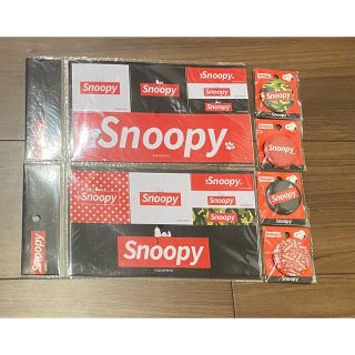 スヌーピー(SNOOPY)のスヌーピー　缶バッジ　シール　セット(バッジ/ピンバッジ)