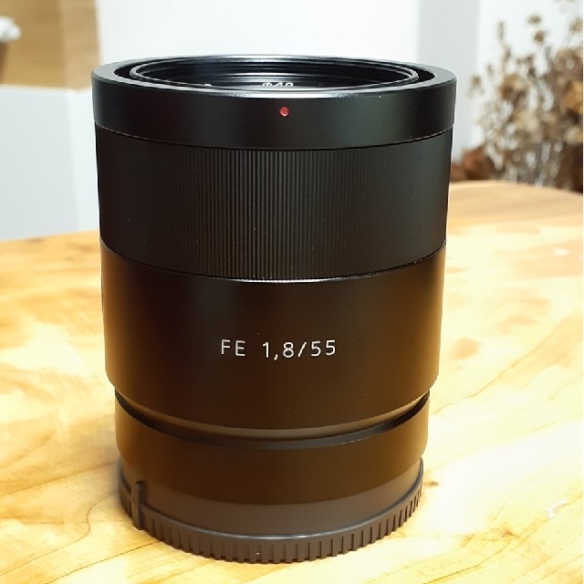 SONY(ソニー)のSonnar T* FE 55mm F1.8 ZA スマホ/家電/カメラのカメラ(レンズ(単焦点))の商品写真