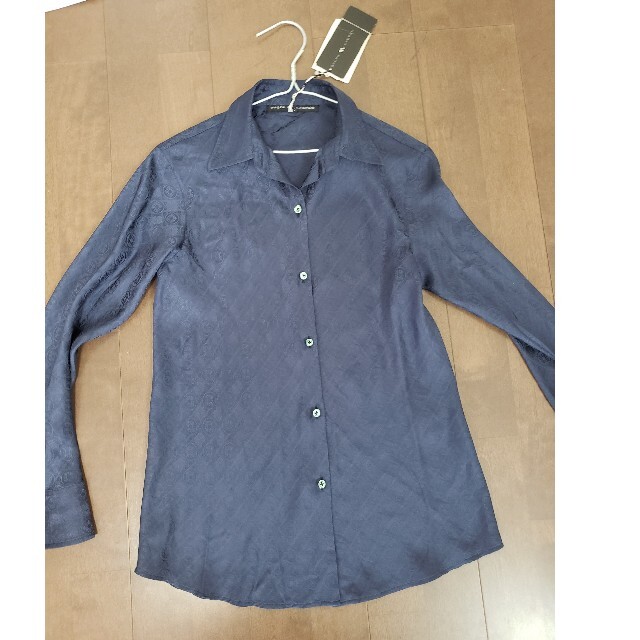 Ralph Lauren(ラルフローレン)の未使用　ラルフローレン　シルク100%　カフシャツ レディースのトップス(シャツ/ブラウス(長袖/七分))の商品写真