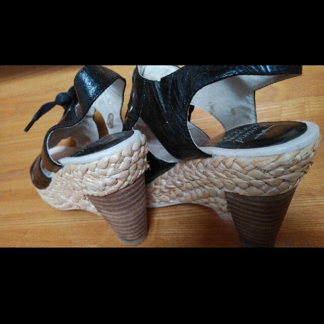 ブラック ヒール サンダル 編みサンダル 本革　グラウンドグリーンストア レディースの靴/シューズ(サンダル)の商品写真