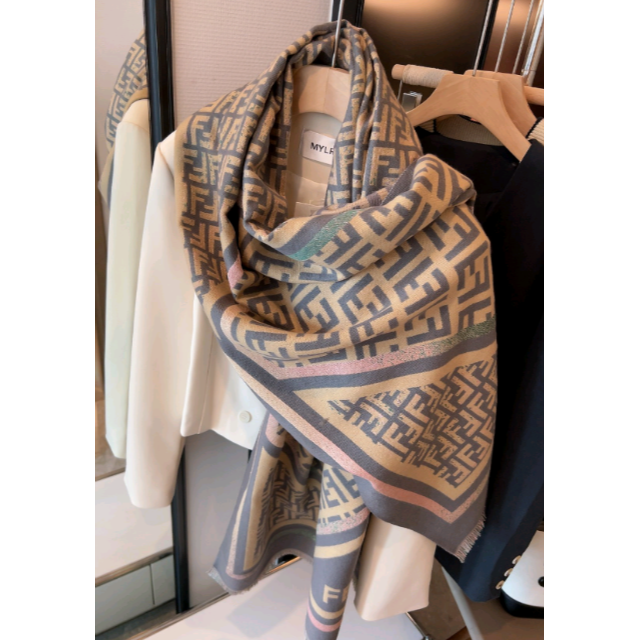 FENDI ストール | angeloawards.com