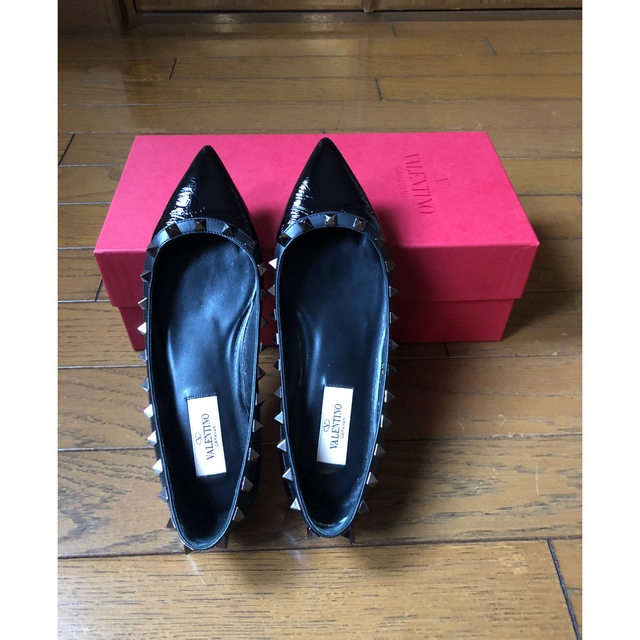 VALENTINO(ヴァレンティノ)の▽ヴァレンティノ　スタッズバレリーナ▽ レディースの靴/シューズ(バレエシューズ)の商品写真