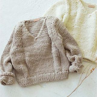 トゥデイフル(TODAYFUL)の【美品】todayful Vneck Hand Knit 13日までお値下げ中(ニット/セーター)