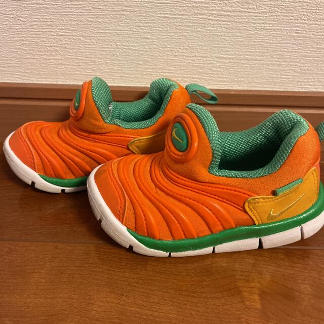 NIKE(ナイキ)のダイナモフリー　13.0 キッズ/ベビー/マタニティのベビー靴/シューズ(~14cm)(スニーカー)の商品写真