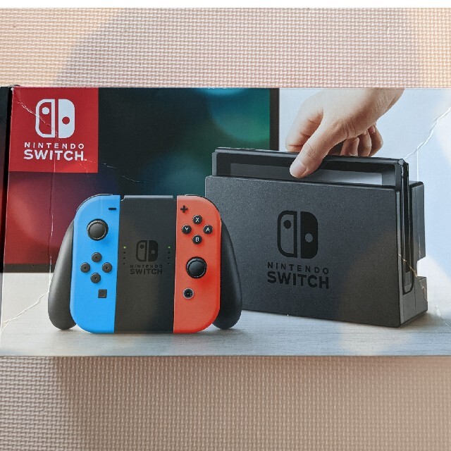 Nintendo Switch(ニンテンドースイッチ)のhiron様専用　ニンテンドースイッチ本体（付属品完備） エンタメ/ホビーのゲームソフト/ゲーム機本体(家庭用ゲーム機本体)の商品写真