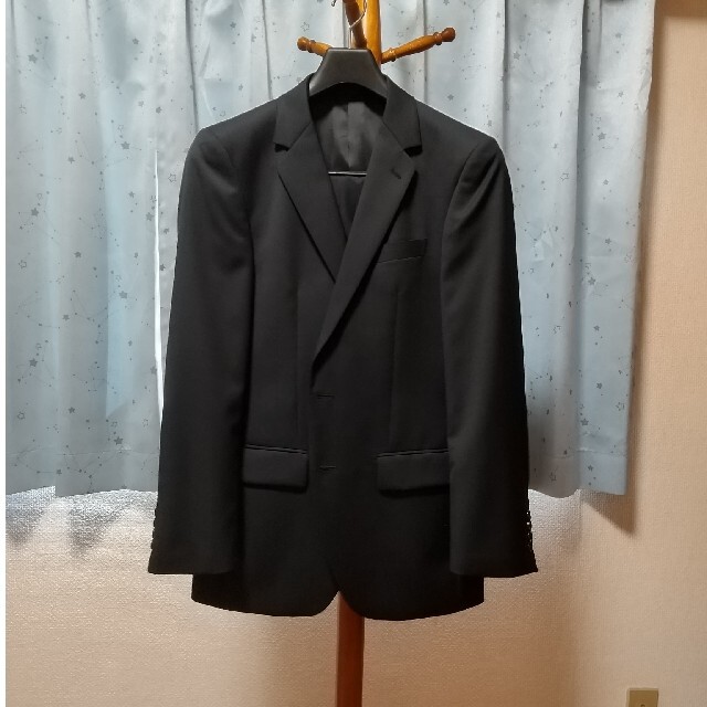 メンズ フォーマルスーツ新品 未着用 礼服。