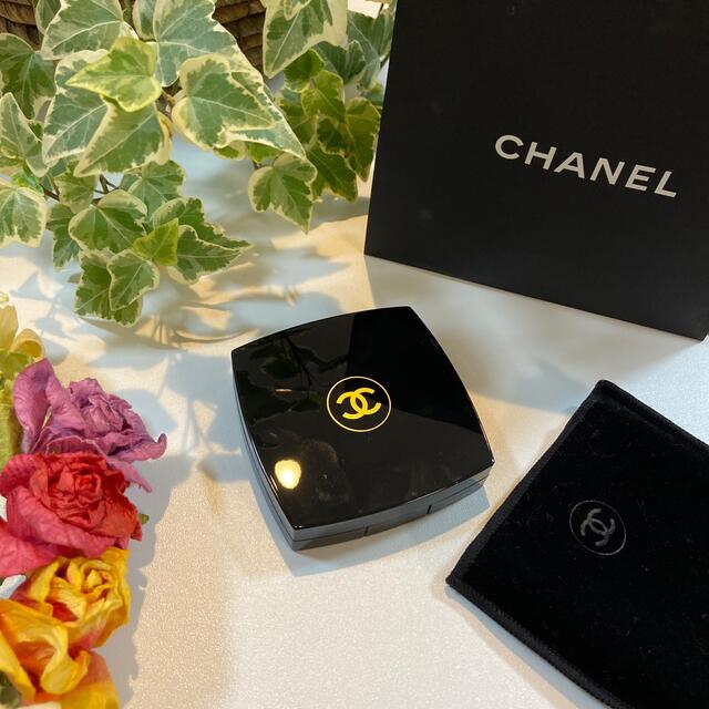 CHANEL(シャネル)のCHANEL レ シェヌ ドゥ シャネル　チーク　フェイスパウダー　特別限定品 コスメ/美容のベースメイク/化粧品(チーク)の商品写真