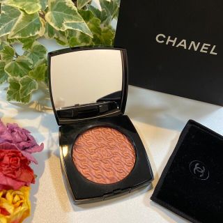 シャネル(CHANEL)のCHANEL レ シェヌ ドゥ シャネル　チーク　フェイスパウダー　特別限定品(チーク)