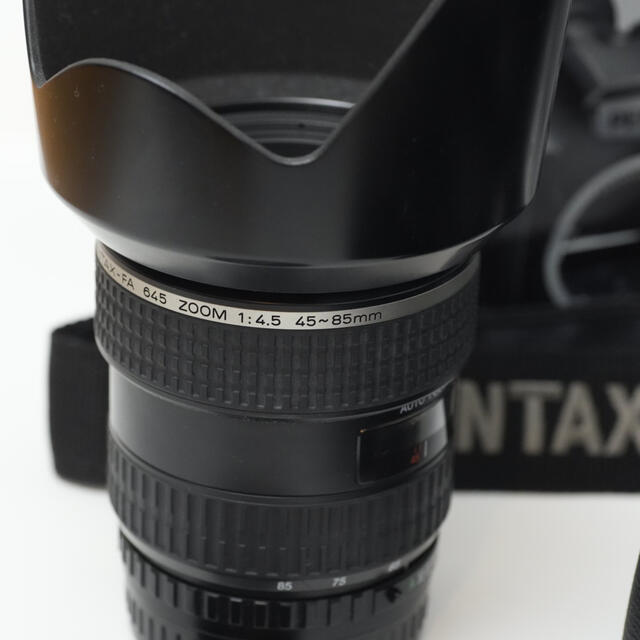 PENTAX(ペンタックス)のPENTAX 645Z 中判デジタルカメラ現行品　レンズ2本つき スマホ/家電/カメラのカメラ(デジタル一眼)の商品写真