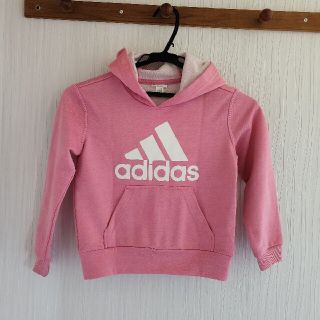 アディダス(adidas)のadidas　ピンクパーカー　120cm(ジャケット/上着)