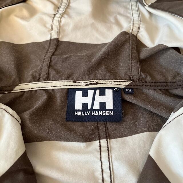 HELLY HANSEN(ヘリーハンセン)のヘリーハンセン☆ボーダージップアップパーカ☆ウーマンM☆ウインドブレーカー レディースのジャケット/アウター(ナイロンジャケット)の商品写真