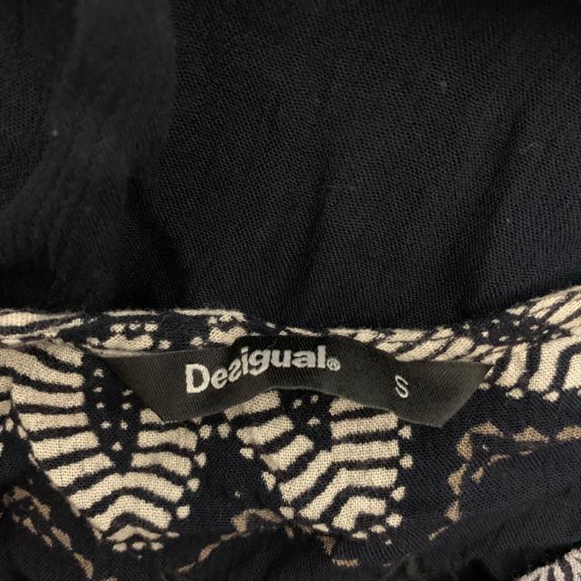 DESIGUAL(デシグアル)のデシグアル 長袖カットソー サイズS美品  - レディースのトップス(カットソー(長袖/七分))の商品写真