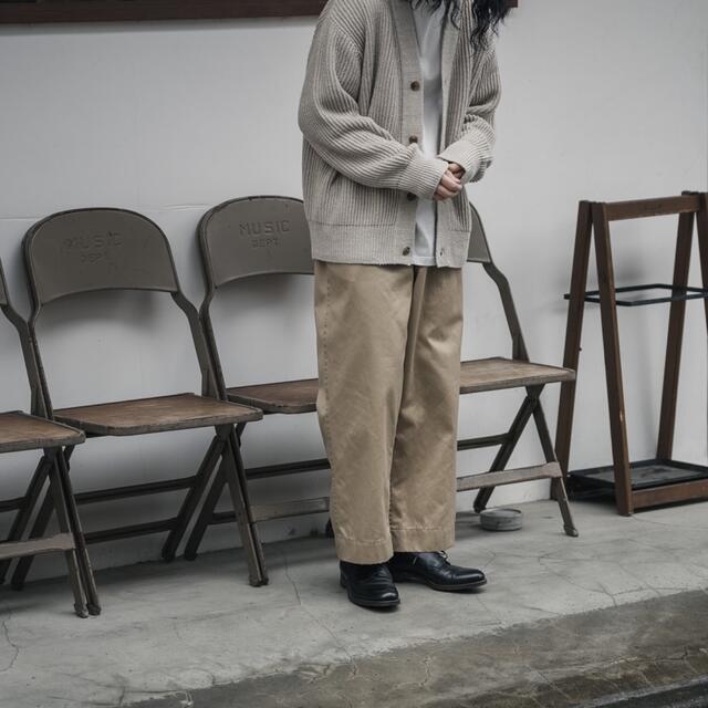 COMOLI(コモリ)の新品22SS A.PRESSE US ARMY CHINO TROUSERS 1 メンズのパンツ(チノパン)の商品写真