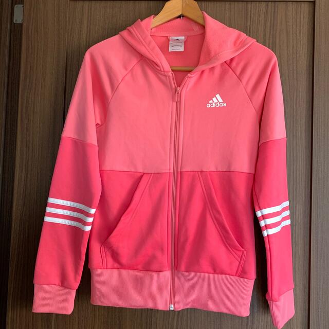 adidas(アディダス)のadidas 160cm パーカー キッズ/ベビー/マタニティのキッズ服女の子用(90cm~)(ジャケット/上着)の商品写真