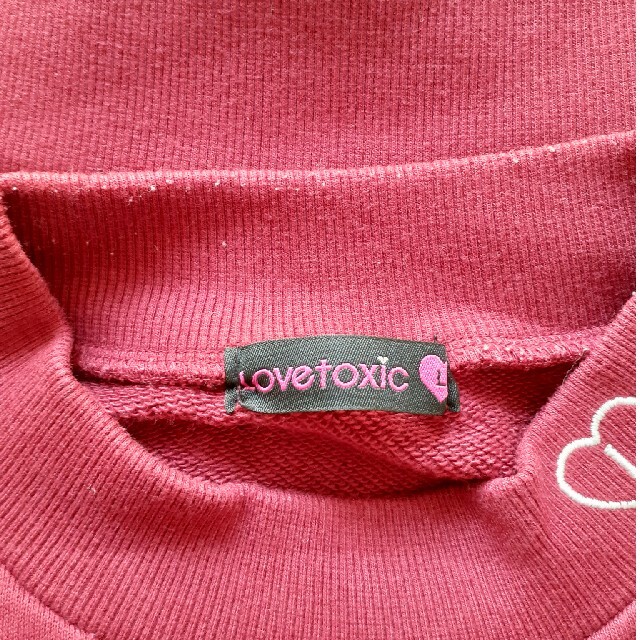 lovetoxic(ラブトキシック)のLOVETOXIC　トレーナー キッズ/ベビー/マタニティのキッズ服女の子用(90cm~)(Tシャツ/カットソー)の商品写真